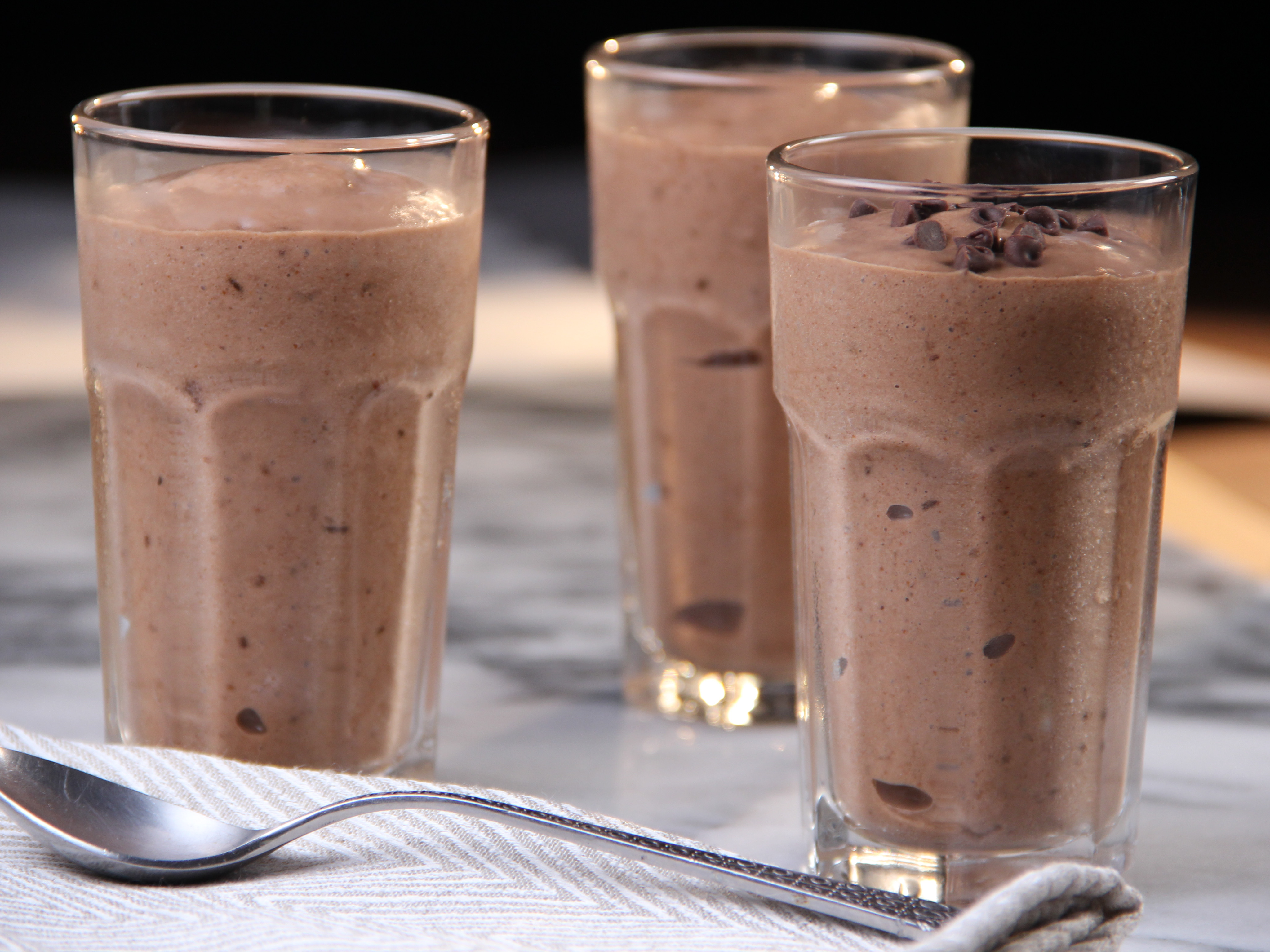 Can You Make a Delicious Milkshake with Almond Milk?